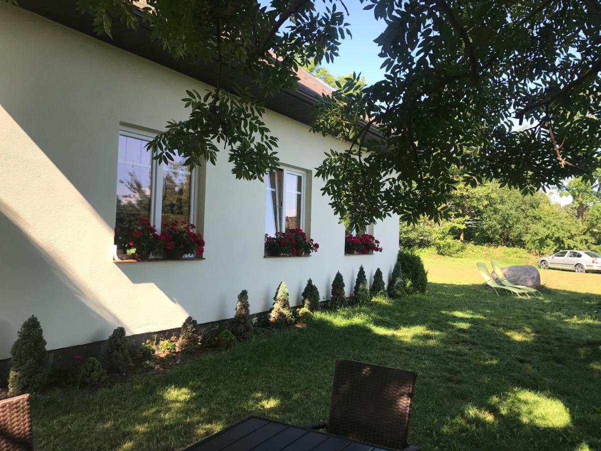 Dworek Debina - Idealny Dla Rodzin I Przyjaciol - Wspolna Sala Do Biesiadowania , Plaza Przyjazna Psom Exterior foto